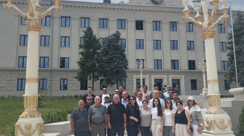 Binəqədi Bələdiyyəsinin kollektivi Konstitusiya və Suverenlik İli çərçivəsində Qarabağa səfər edib